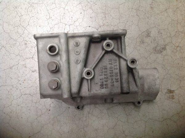 THERMOSTAATHUIS DEUTZ BF8M1015