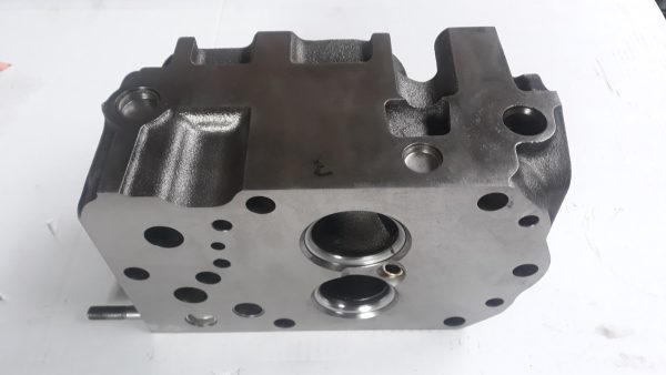 CYLINDER HEAD MITSUBISHI 6D22