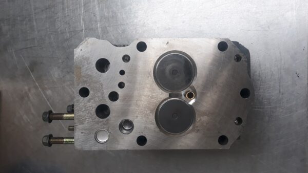 CYLINDER HEAD MITSUBISHI 6D24